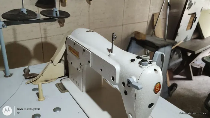 Máquina de costura Singer profissionalismo
