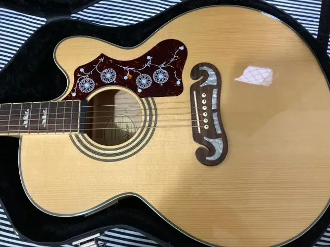 Violão Epiphone EJ-200CE Eletro-Acústico Jumbo Usado Bom Estado + Hard Case