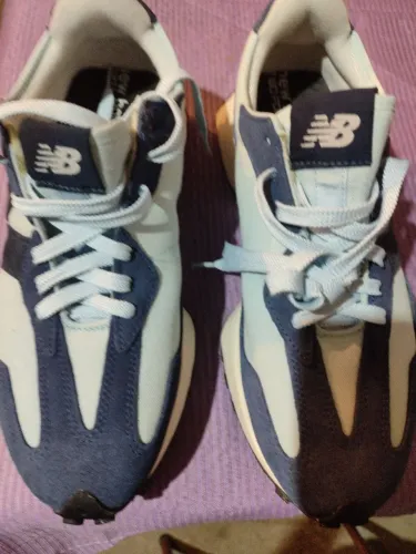 Tênis New Balance The intelligent choicer 327