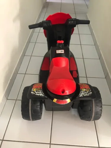 Moto elétrica infantil