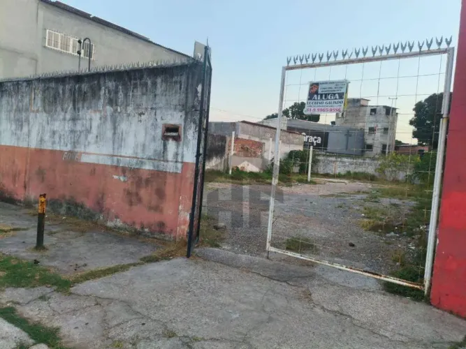 Terreno Comercial de 472,5m² para alugar, localizado no Pina, Recife - Pernambuco.
