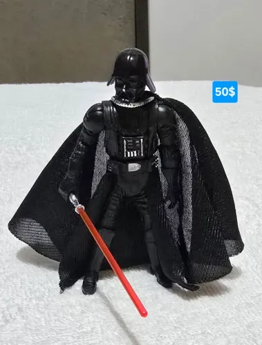 Miniatura articulada do Darth Vader