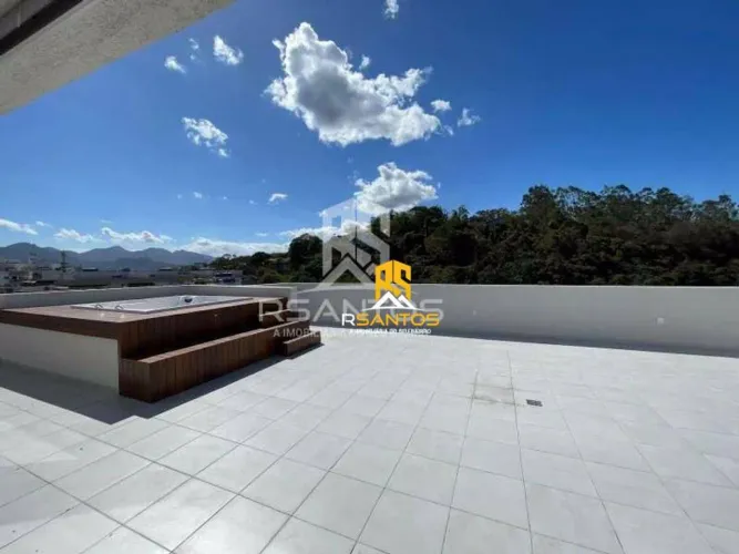 Cobertura na Freguesia com 316m² linear 3 quartos, 1 suíte CO0249.