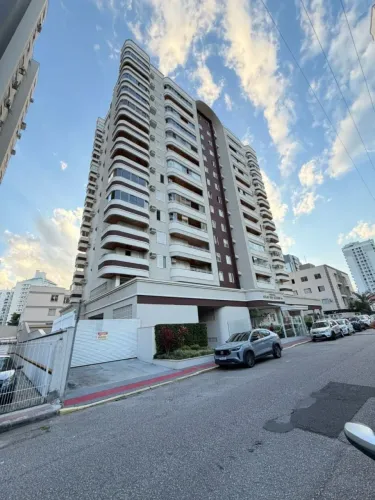Apartamento, 3 dormitórios, suíte máster com closet e hidromassagem, vaga de garagem, bair