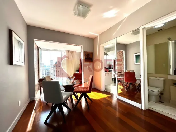 Excelente Apartamento Mobiliado no Itaim Bibi ? 96 m², Vista para o Pôr do Sol, Condomínio