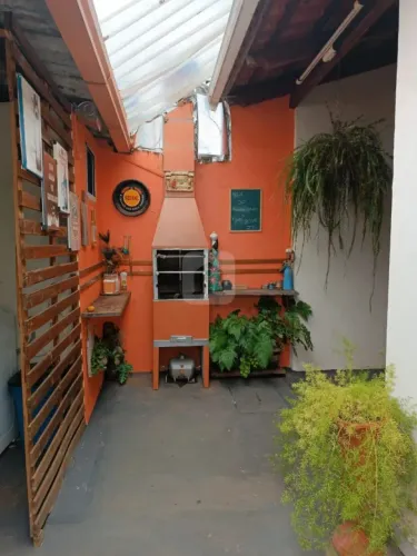 Casa para venda no bairro Planalto.