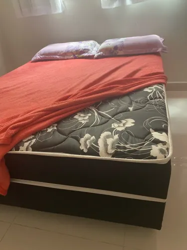 CAMA CASAL SEMINOVA
