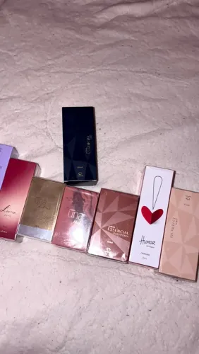 LOTE COM 8 PERFUMES NATURA POR APENAS R$ 500!