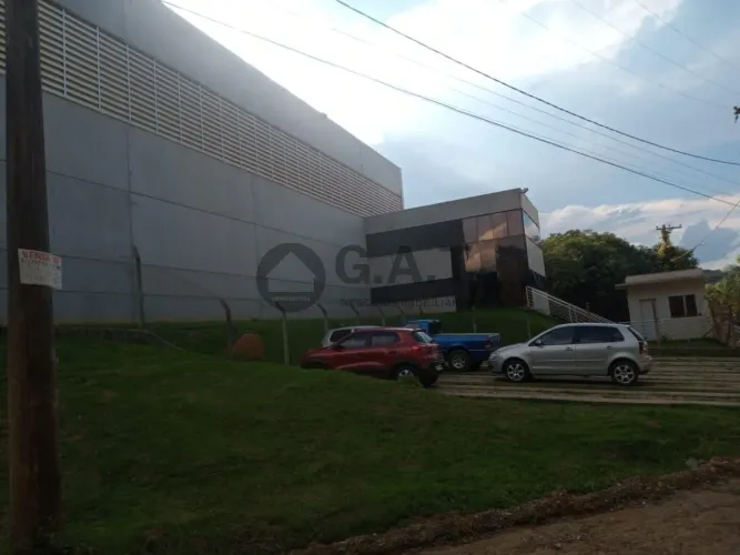 Galpão comercial de 3.000m² à venda em Aracariguama-SP no Distrito Industrial Aracariguama