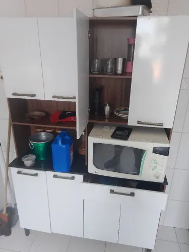 Armário de cozinha tem que ser retirado conservado