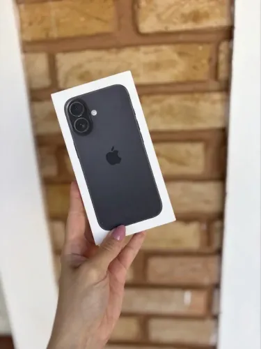 iPhone 16