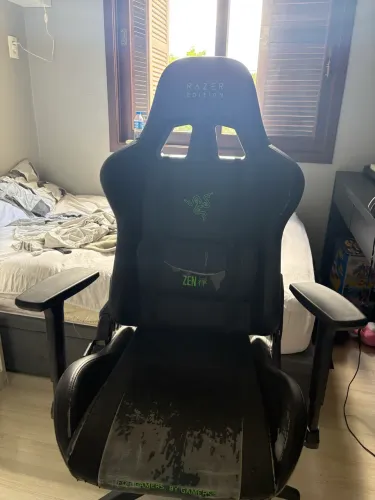 Cadeira Gamer Razer