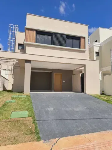 Excelente casa moderna no Condomínio Jardins Marselha