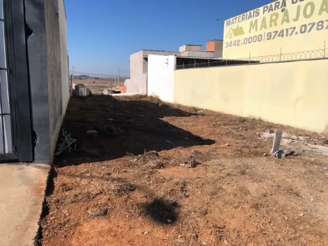 Terreno à venda em excelente localização