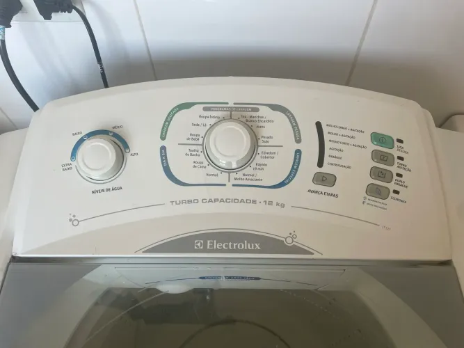 Máquina de lavar roupas