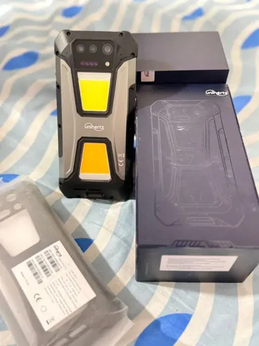Smartphone PROJETOR - Tank 2 Pro - Unihertz