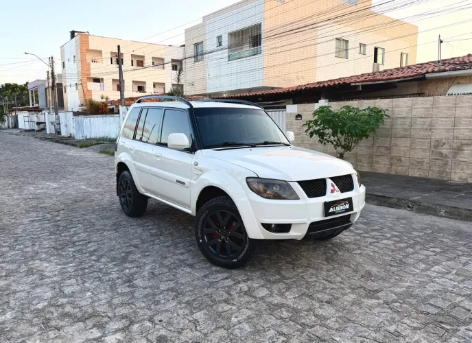 Mitsubishi Pajero TR4 2.0/ 2.0 Flex 16V 4X4 Mec. 2010