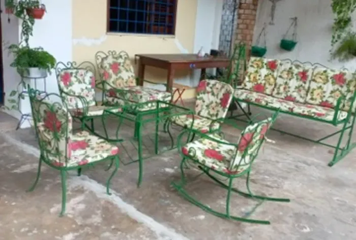 Conjunto de ferro para jardim