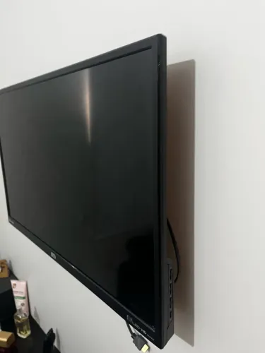 Vendo uma TV por R$200,00