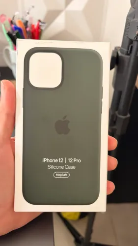Capa silicone original Apple iPhone 12