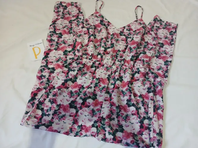Macacão Forever 21 florido