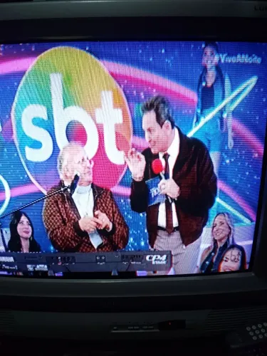 Tv de tubo 29 Toshiba com conversor