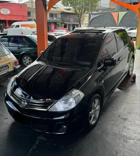 Nissan Tiida SL 1.8/1.8 Flex 16V Aut. 2013