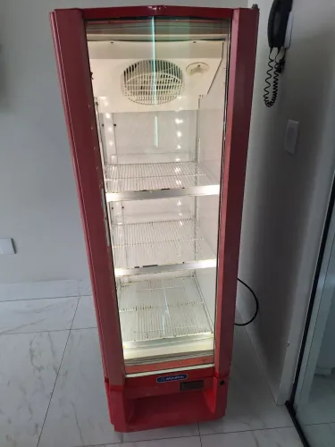 Cervejeira 230 Litros - gelando