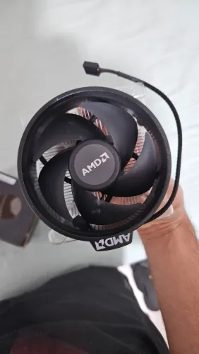 Cooler box AMD (AM4) Wraith Stealth