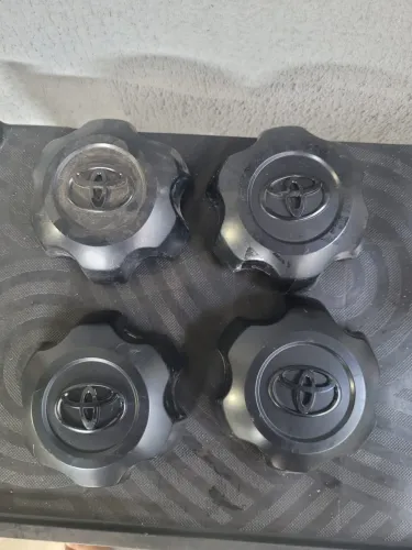 Jogo calota Toyota Hilux roda