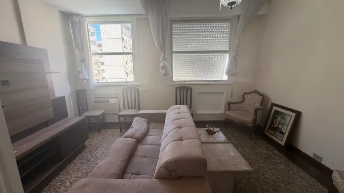 Alugo Apartamento de 2 Quartos Com Vaga e piscina
