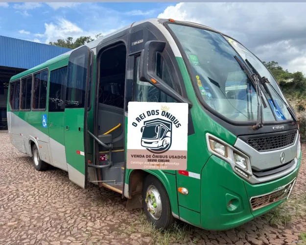 Micro ônibus semi novo ano 24/25
