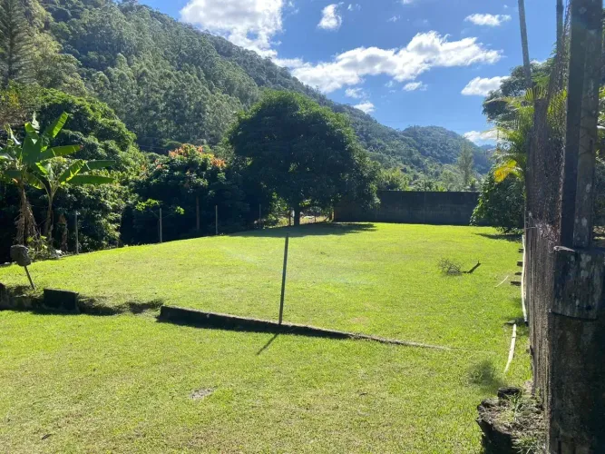Domingos Martins: Área rural, 4.000m2, casa boa. Aceita imóvel em Vila Velha, próximo a Pr