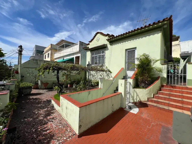 Casa Vila da Penha 3 quartos Terreno (10x30) 300m2