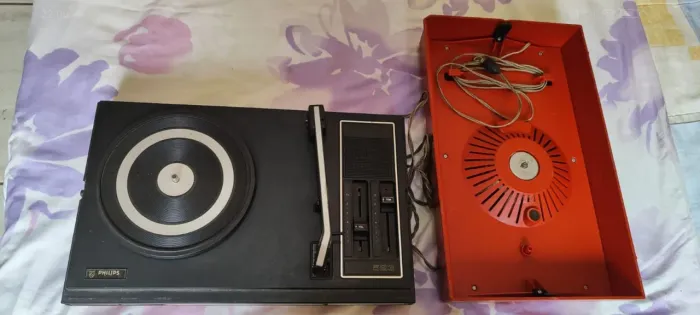 Rara Vitrola Philips antiga portátil anos 70 vintage