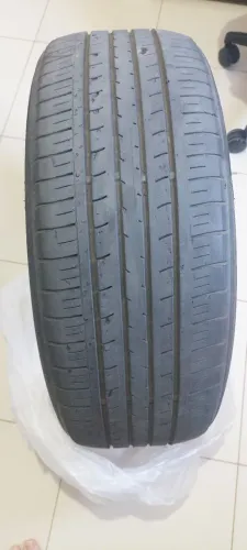 Vendo 2 Pneus 225 55 R18 Aptany Expedite em bom estado