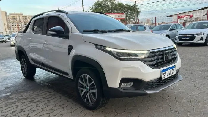 Fiat Strada Volcano 1.3 Flex 8V CD 2024