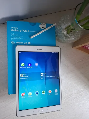 Tablet Samsung Galaxy 9,7', Tab A, 16gb Android, Camera de 5MP e bateria de 6.000mAh