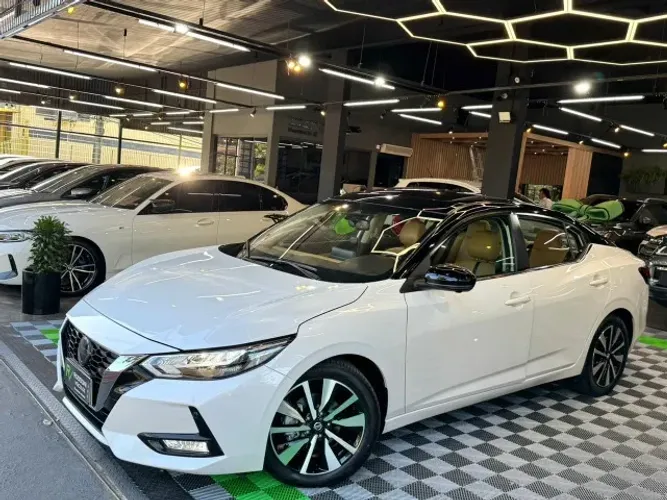 Nissan Sentra Exclu. Int. Premium 2.0 16V Aut. 2023