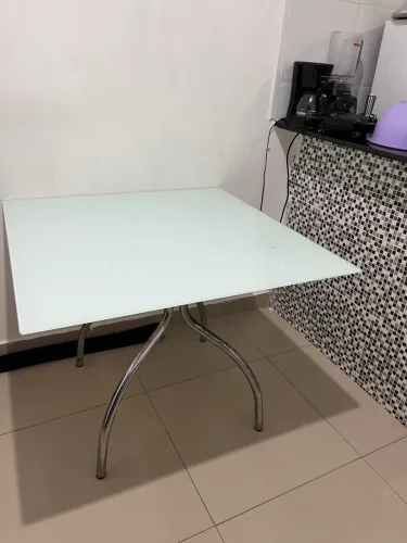 MESA 4 LUGARES