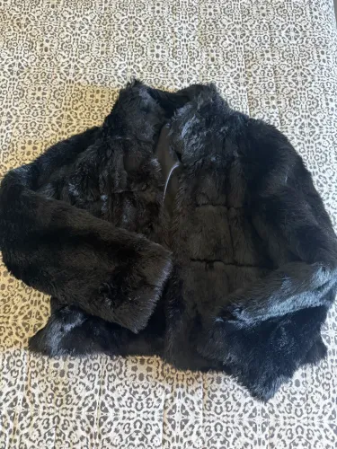 Casaco de pele preto