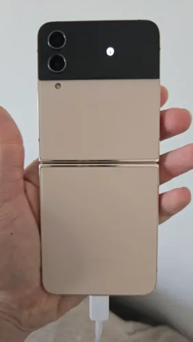 Flip 4 Rosé smartphone dobrável Samsung 