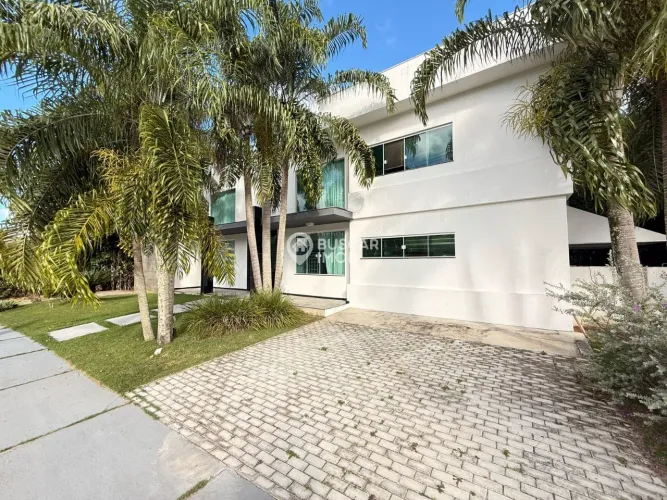 CASA RESIDENCIAL em CAMAÇARI - BA, ALPHAVILLE