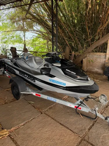 Jet Ski GTX Limited 300