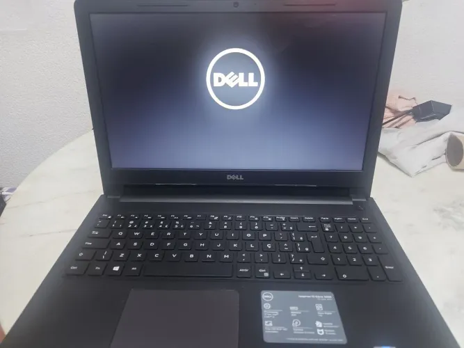 Notebook Dell Inspiron 15 3000 ? i3, 4GB RAM, HD 1TB<br>