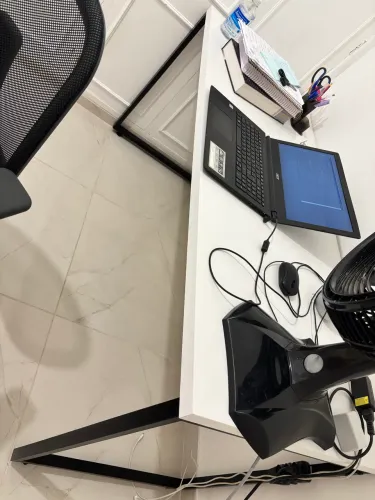 Escrivaninha industrial 150 x 60 x 75 cm