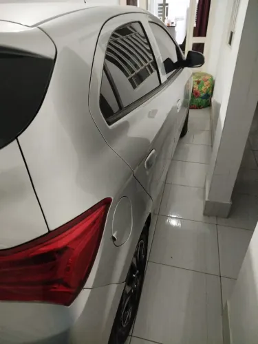 Chevrolet Onix Hatch LT 1.0 8V Flex Mec. 4P 2018