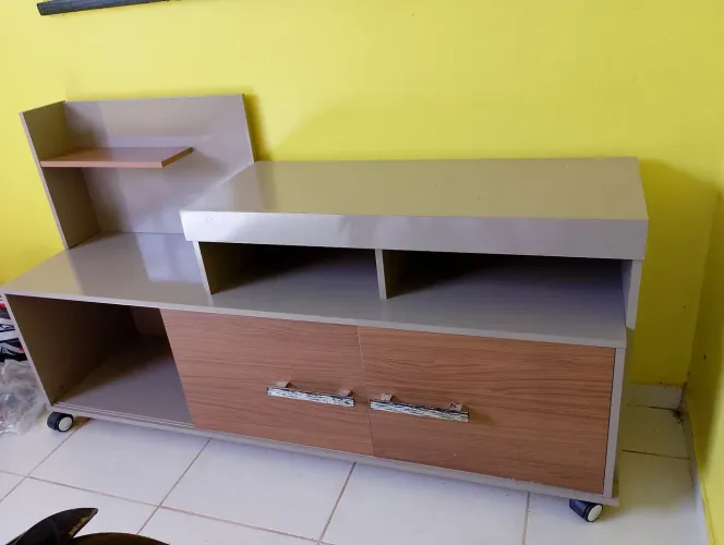 VENDE-SE RACKER DE TV