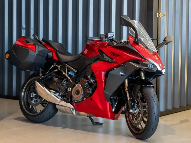 SUZUKI GSX-S 1000 GT