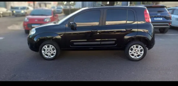 Fiat Uno Vivace Celeb. 1.0 EVO F.flex 8V 5P 2012